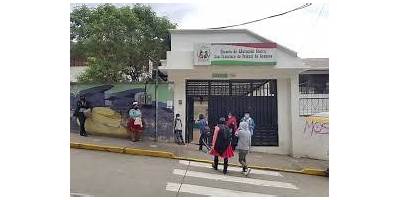 ESCUELA DE EDUCACION BASICA PELEUSI DE AZOGUES