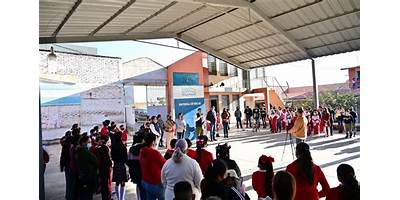 ESCUELA DE EDUCACION BASICA PIEDAD LARREA BORJA