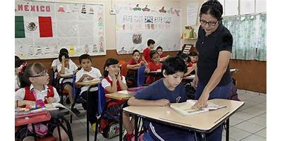 ESCUELA DE EDUCACION BASICA PROFESORA ELVIA LUZURIAGA