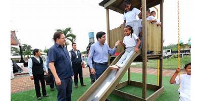 ESCUELA DE EDUCACIÓN BÁSICA RIO GUAYAS