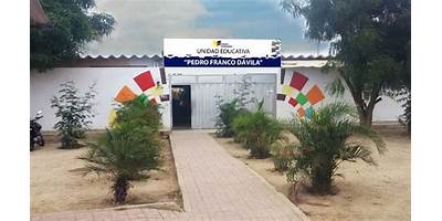 ESCUELA DE EDUCACIÓN BÁSICA ROBERTO ESPINOSA