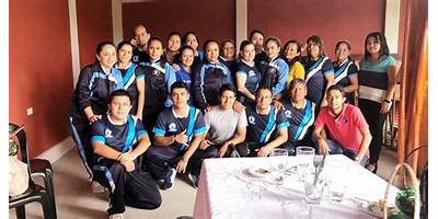 ESCUELA DE EDUCACIÓN BÁSICA RUMIÑAHUI