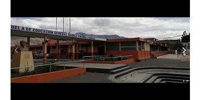 ESCUELA DE EDUCACIÓN BÁSICA VIRGINIA LARENAS