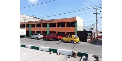 ESCUELA EGB FISCAL ROBERTO MENDOZA