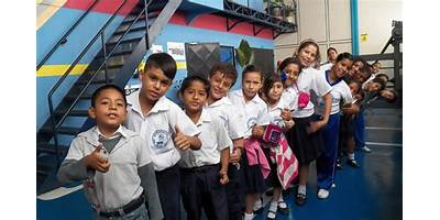 ESUELA DE EDUCACIÓN BÁSICA FISCAL DIEZ DE AGOSTO