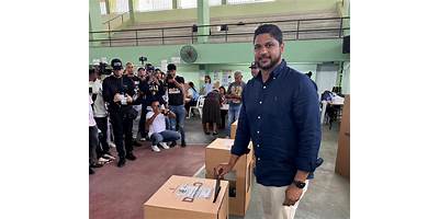 GUSTAVO LARA