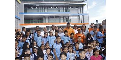 INSTITUCION EDUCATIVA ESPECIALIZADA UN NUEVO AMANECER