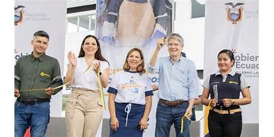 MARTHA BUCARAM DE ROLDOS