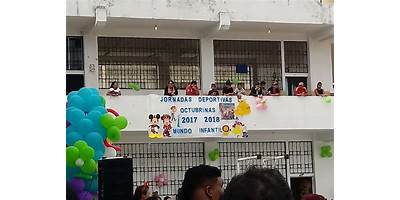 ESCUELA DE EDUCACION BASICA NUEVE DE OCTUBRE